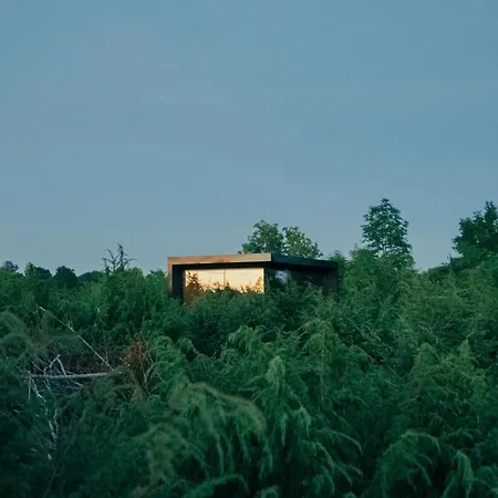 Lodge Juniper Minivillas *