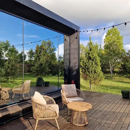 Lodge Juniper Minivillad Jacuzzi Ja Saunaga Soderby